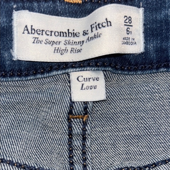 Abercrombie & Fitch super skinny Ankle high rise size 28r size 6 - Picture 2 of 3